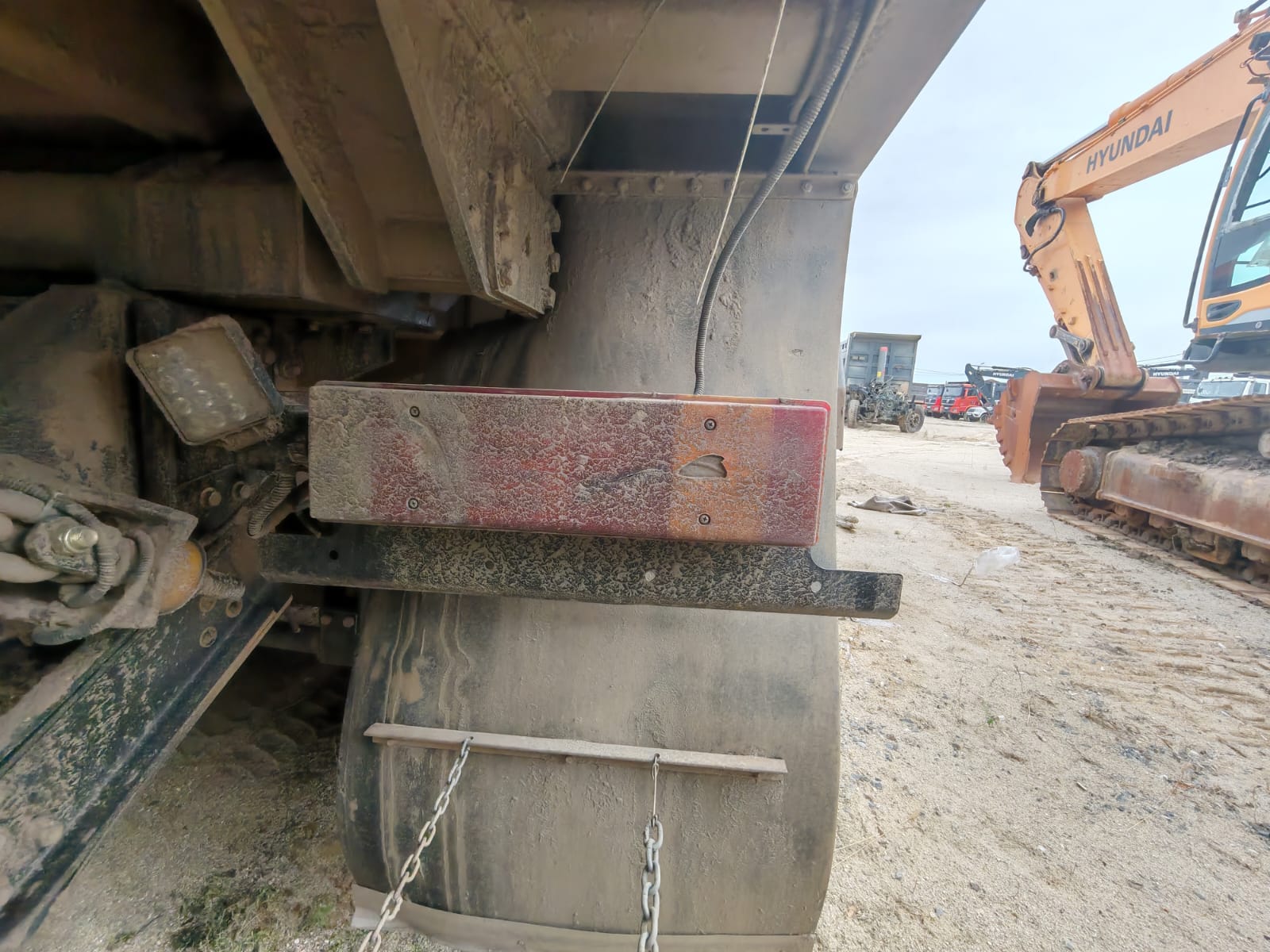 Shacman (Shaanxi) SX* 8x4 Самосвал 2024 г. - фото 16